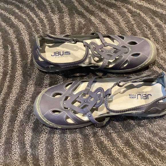 JBU BY JAMBU Sydney Gray Slip On Mary Jane Style Shoes Size 10M - Picture 2 of 8